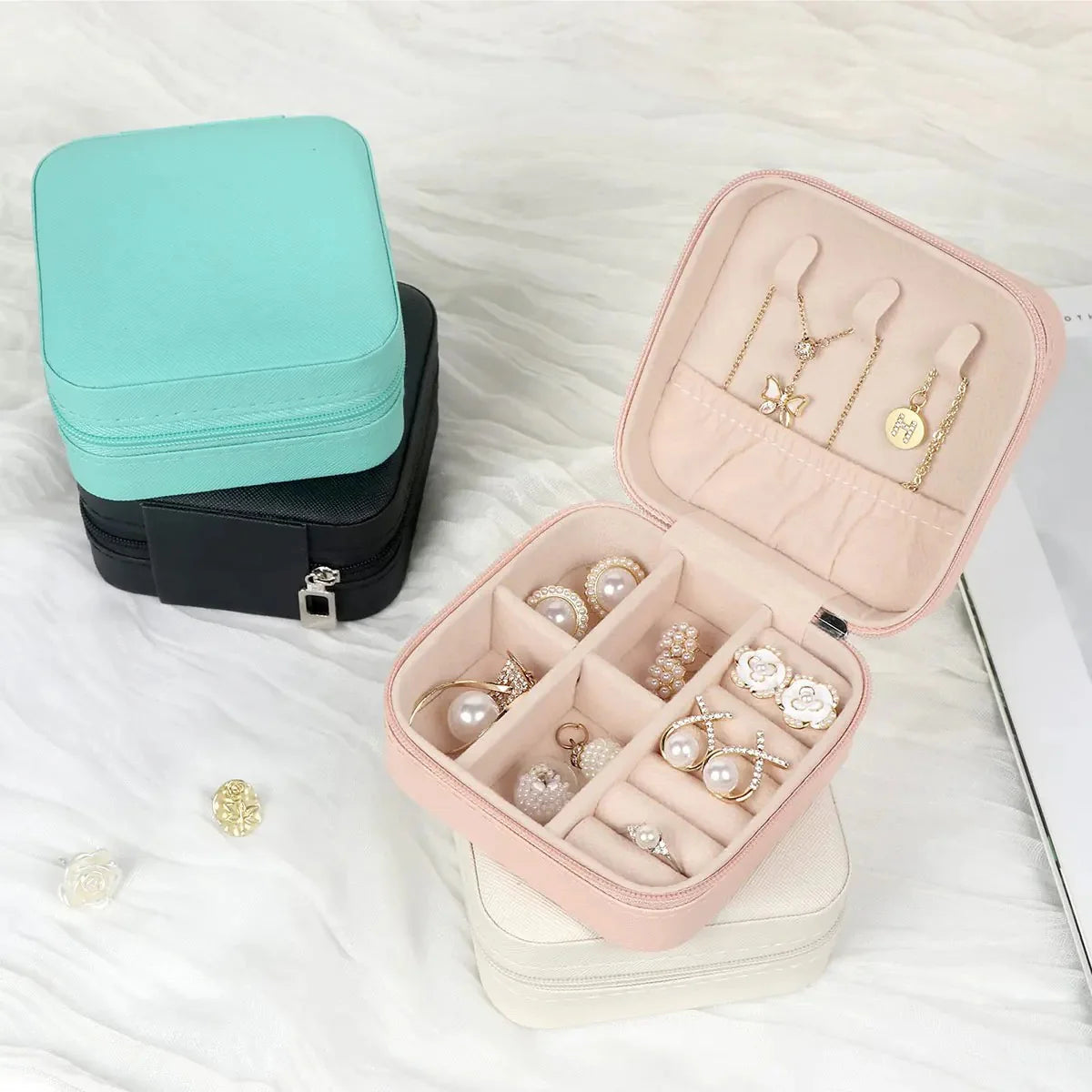 Chic Travel Jewelry Organizer